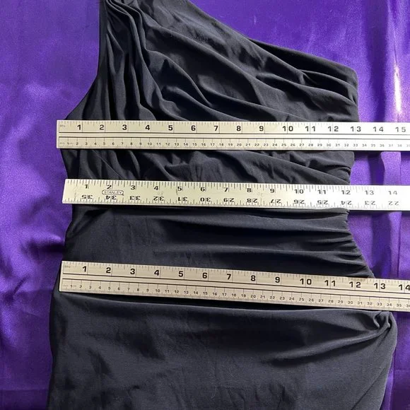 📌 Betsy & Adam Elegant Form-Fitting Single-Shoulder Silhouette Ball, Prom Gown - Picture 13 of 16